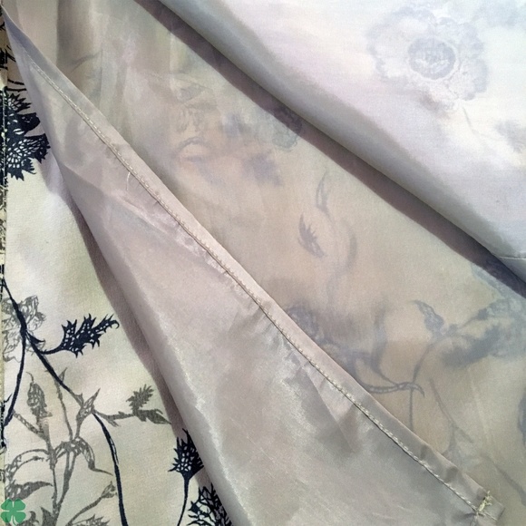 Petite Sophisticate silk Light Green Dress - Picture 6 of 11